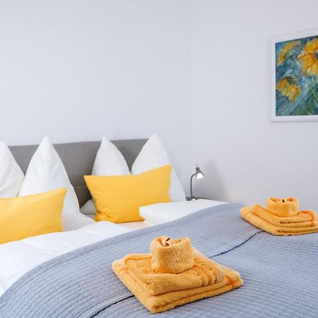 Ferienwohnung Narzisse - City Appartement Im Kurpark Bad Aussee Exteriör bild